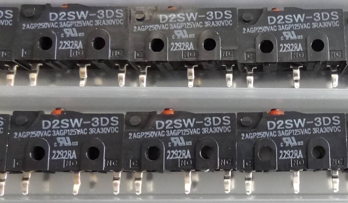 d2sw-3ds, микропереключатель D2SW-3DS, микропереключатель