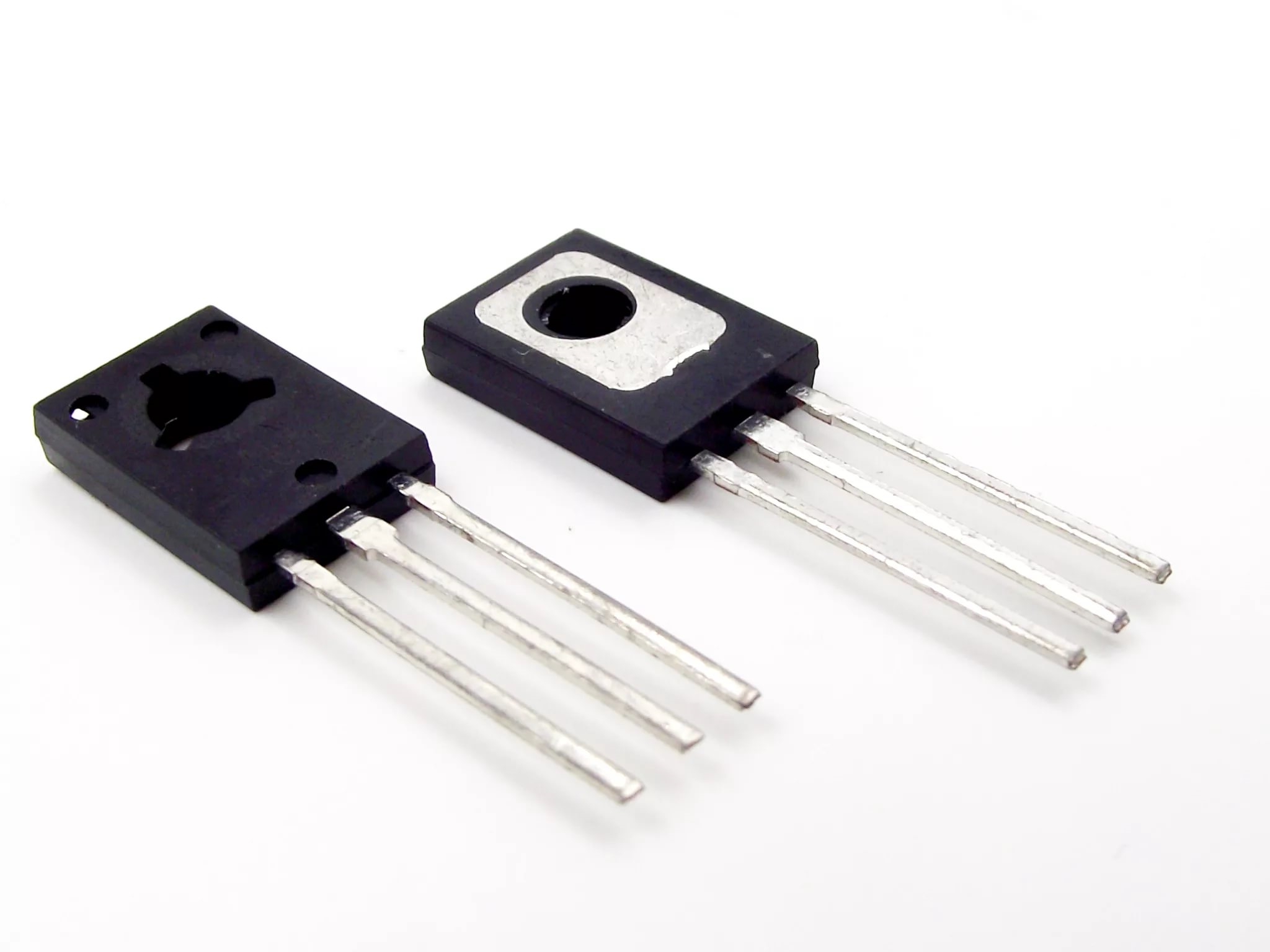 2sb1095, транзистор 2SB1095, транзистор
