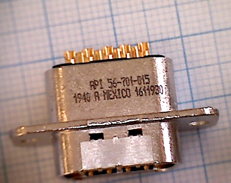 56-701-015, разъем d-sub 9p, series 700 56-701-015, разъем D-Sub 9P, series 700
