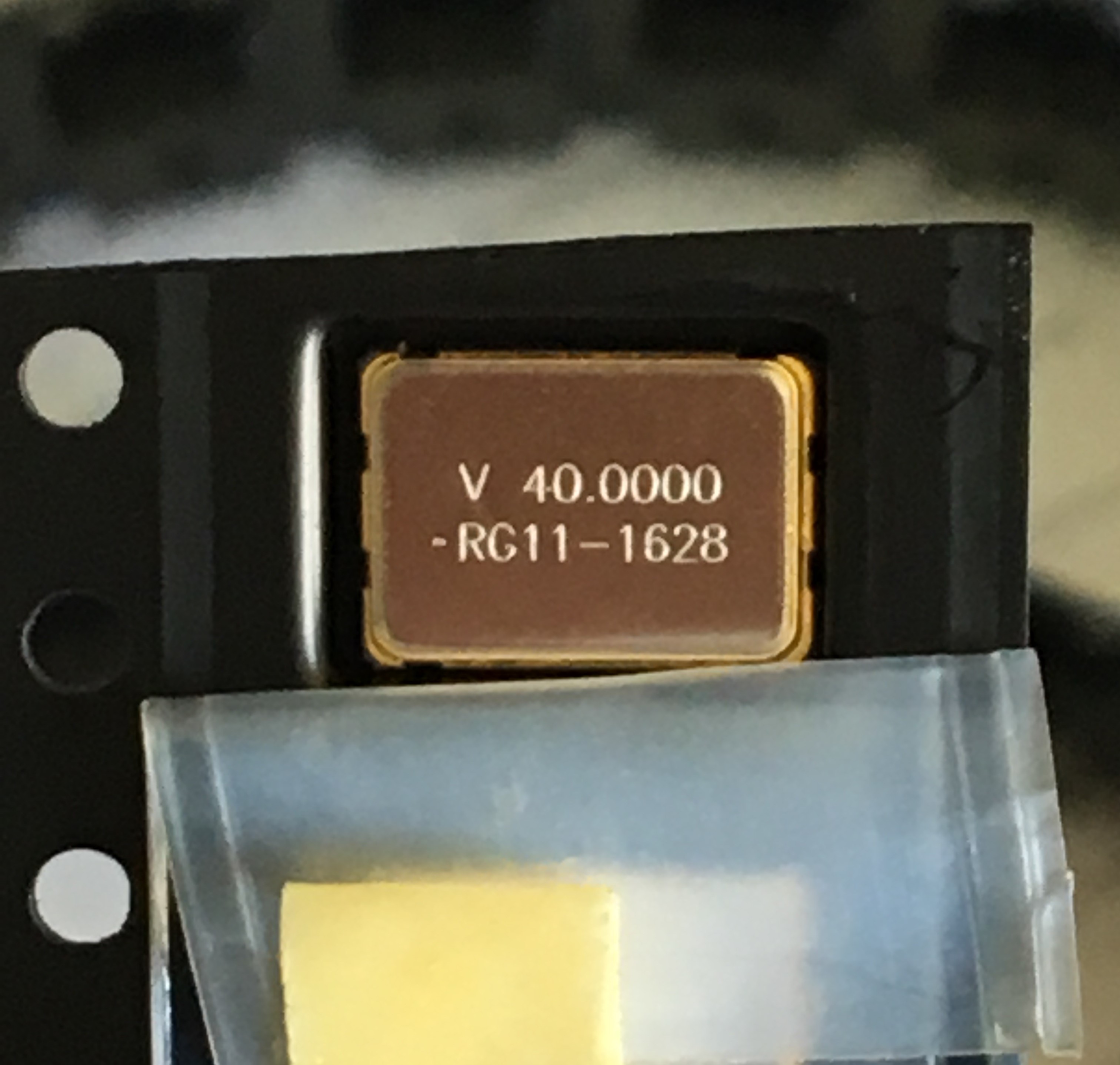 kxo-v97t 40.0 mhz, кварц. генератор 40mhz 100ppm 3.3v 30pf KXO-V97T 40.0 MHz, кварц. генератор 40MHz 100ppm 3.3V 30pF