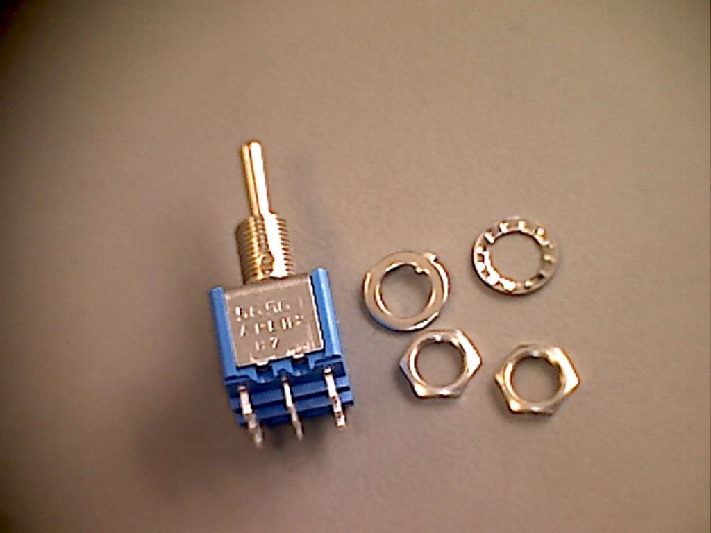 5656A, тумблер 3P ON-ON