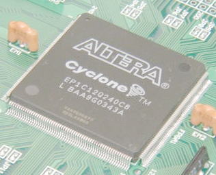 ep1c6q240c8, микросхема EP1C6Q240C8, микросхема