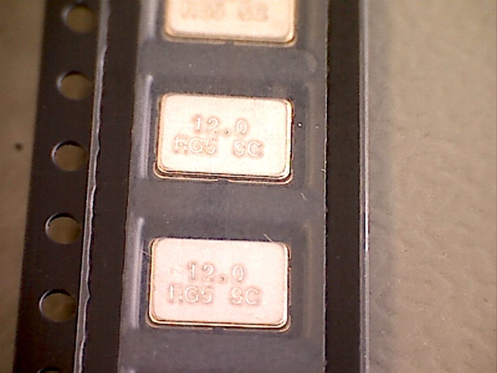 kx-13 12.0 mhz, резонатор (12.87902) smd7050-4p KX-13 12.0 MHz, резонатор (12.87902) SMD7050-4P