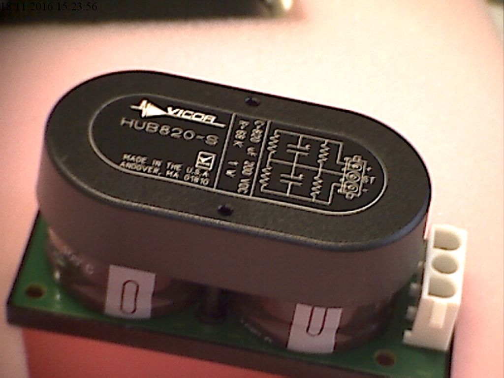 hub820-s, модуль two capacitors in a holdup package 820uf 200v hub HUB820-S, модуль Two capacitors in a holdup package 820uF 200V HUB