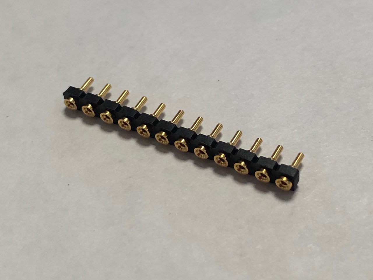 mk-lp-18-12-g, розетка MK-LP-18-12-G, розетка