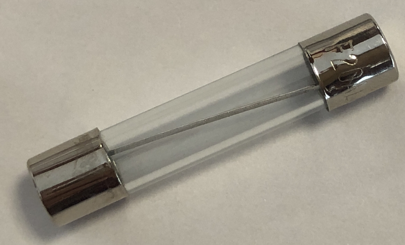 zh220-200, предохранитель 20а 250v 6,3x30mm ZH220-200, предохранитель 20А 250V 6,3x30mm