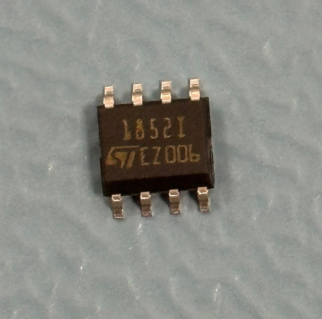 ts1852idt, микросхема TS1852IDT, микросхема